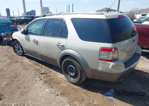 2008 Ford Taurus X Sel z USA, uszkodzony, nr VIN 1FMDK02W58GA14293